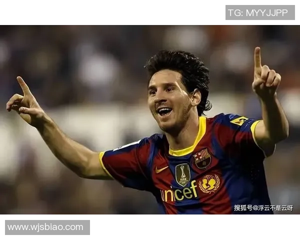 胖胖足球巨星逆袭:他们如何突破体型限制成就辉煌职业生涯